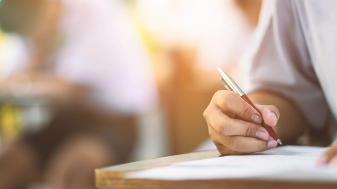 16 जनवरी से शुरू होंगी प्रयोगात्मक परीक्षाएं, शिक्षकों का किया जा रहा चयन